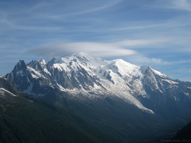 Capuchón sobre el Mont Blanc I
Álbumes del atlas: nubes_capuchon