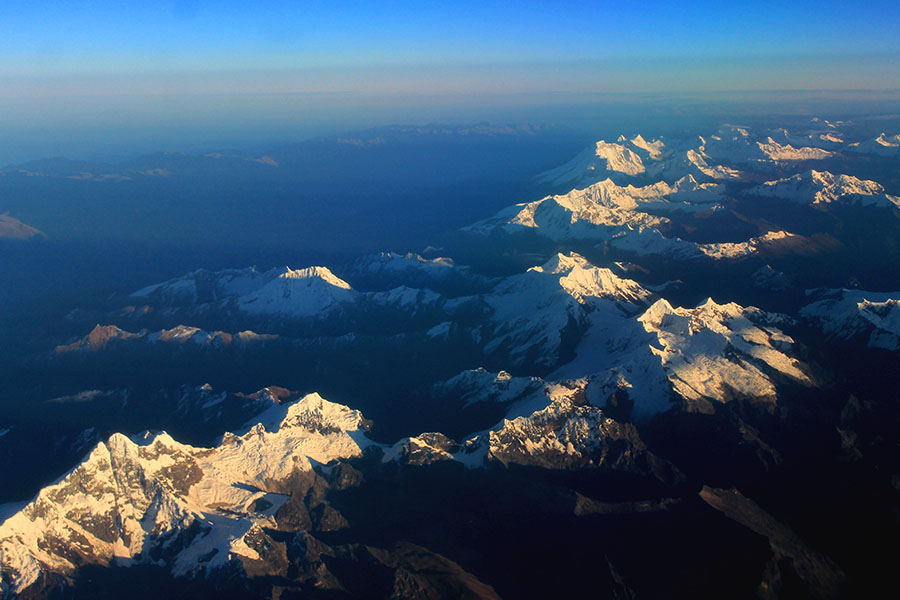 Andes
Vista aerea de la cordillera de los Andes, en el norte de Chile.
Álbumes del atlas: nubes_desde_aviones