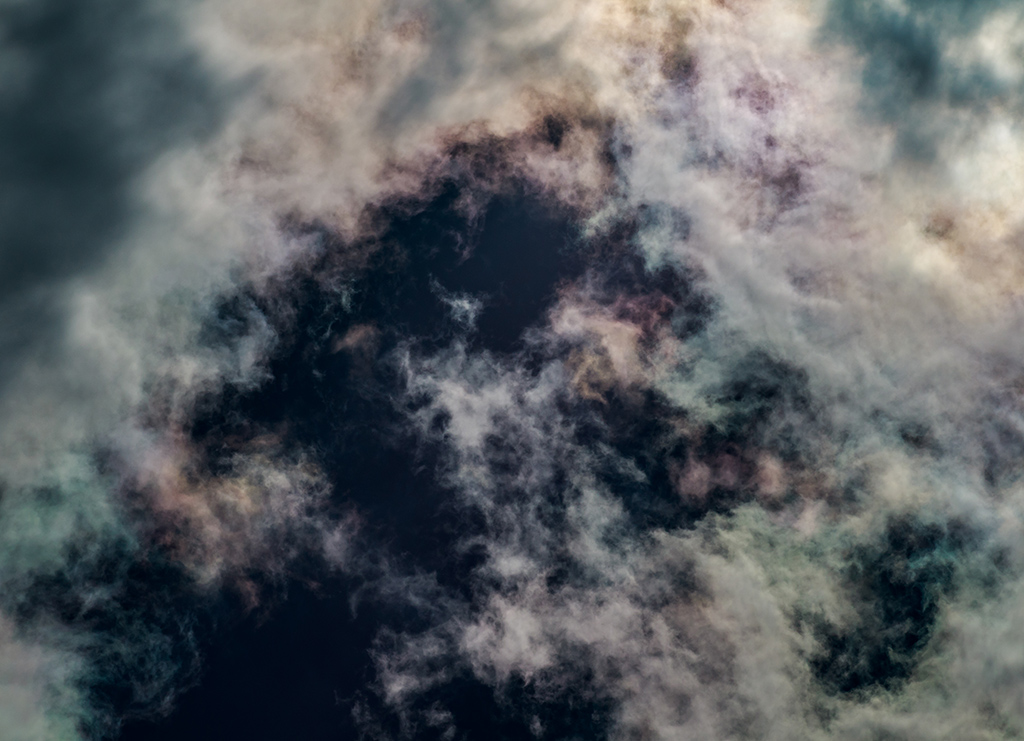 Nubes iridiscentes V
Corro iridiscente
Álbumes del atlas: aaa_no_album