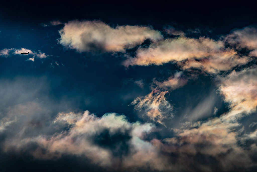 Nubes iridiscentes VII
Nubes iridiscentes que se formaron cerca del horizonte, en el cabeço d'or
