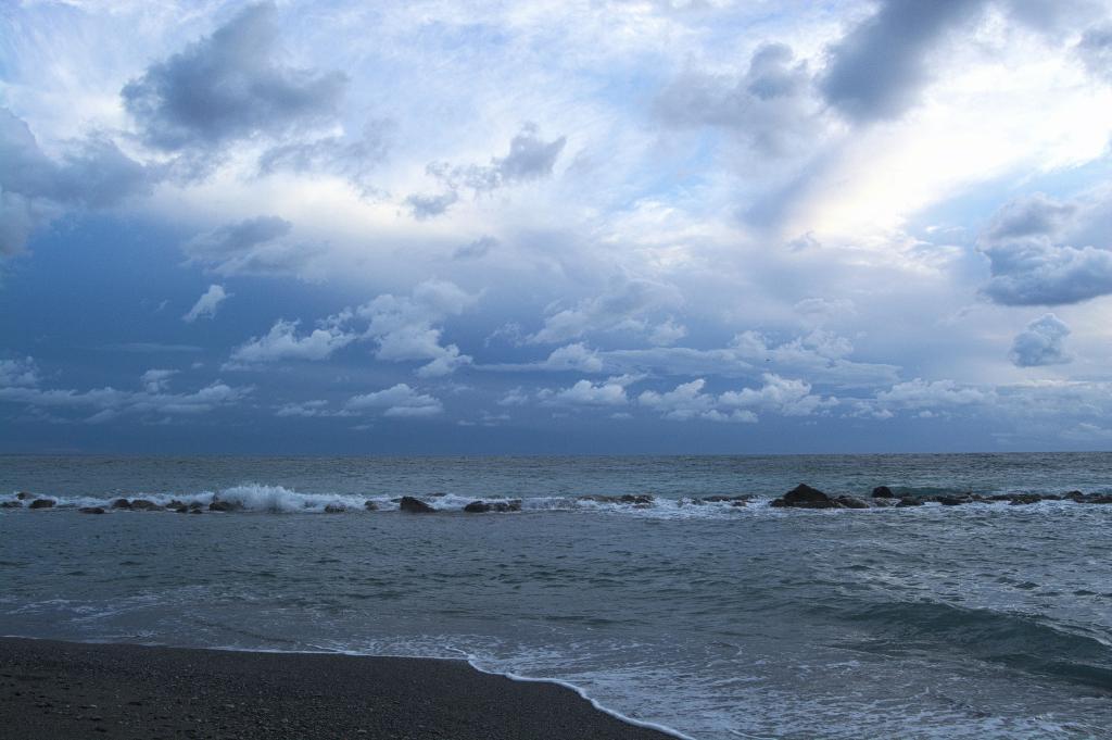 Tarde de Nubes
Hora azul en playa Puerta del Mar
