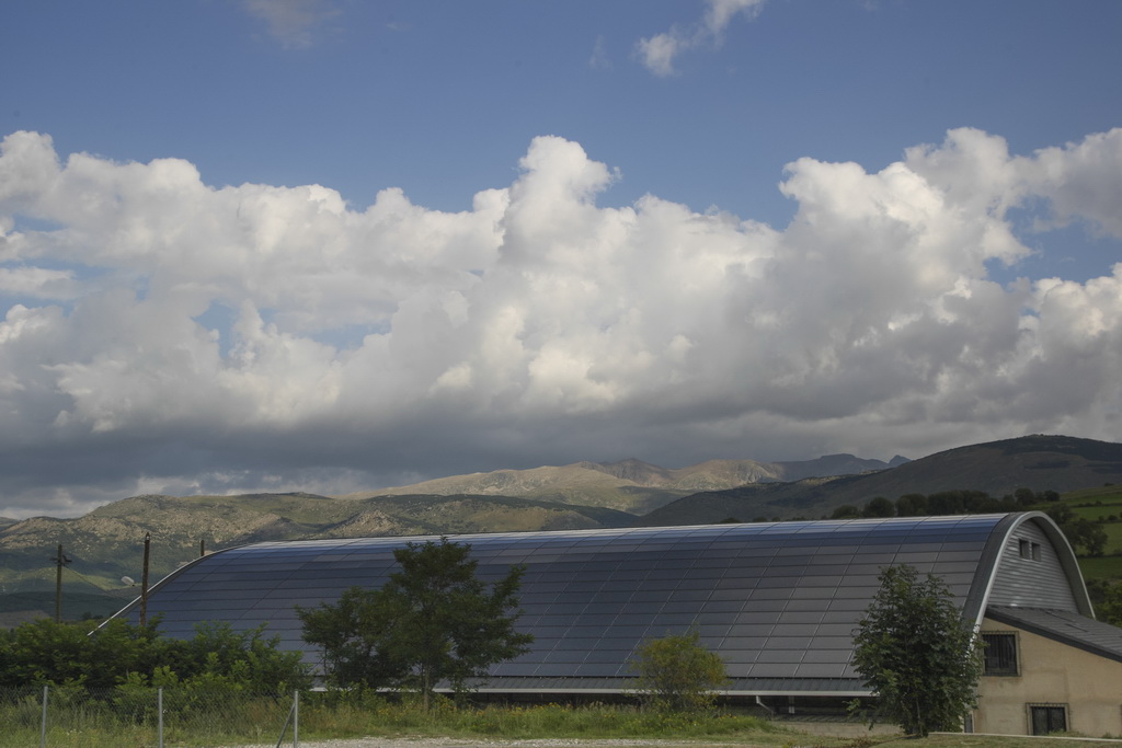 Energía solar 
Desde el tren de Amarillo, sur de Francia, Pirineos Orientales 
