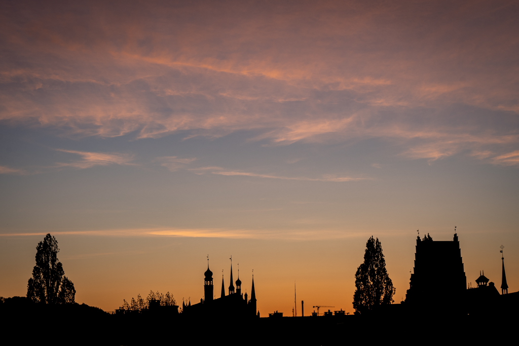 Nubes de colores
Atardecer en Gdansk Polonia, con las nubes cogiendo un color rojizo
