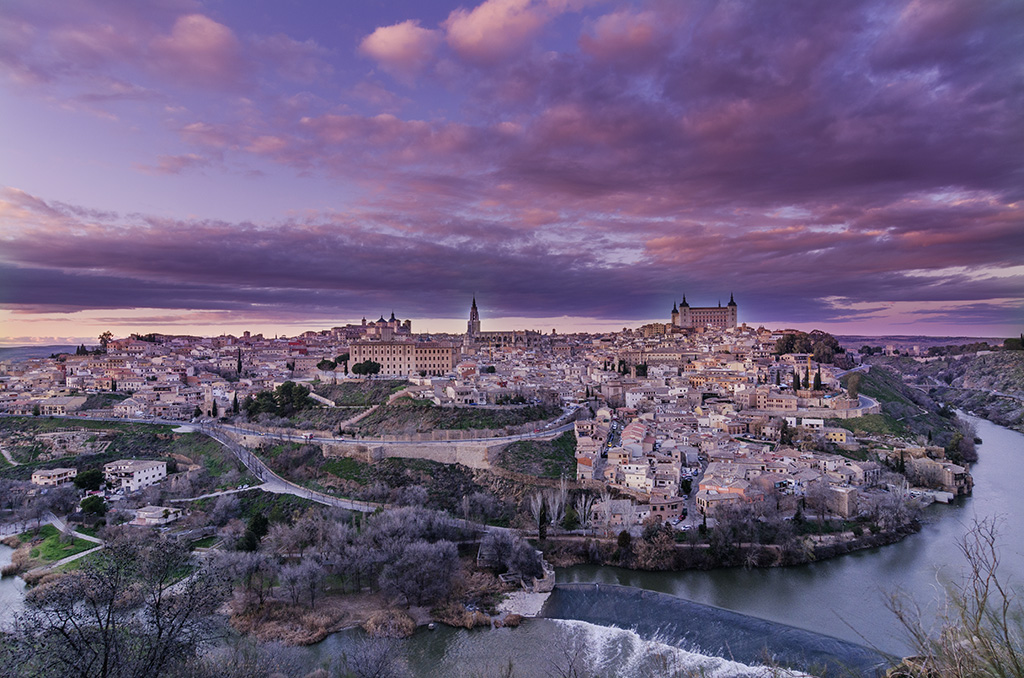 Altocumulus
"La fuerza del cielo"

Atardecer por Toledo, un espectáculo de color.
