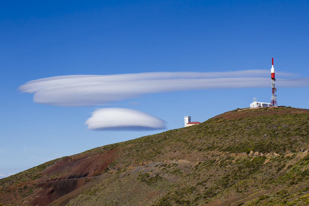 Izaña
Nubes lenticulares sobre el observatorio de Izaña, Tenerife
