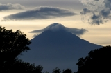 Capuchón sobre el Popocatépetl