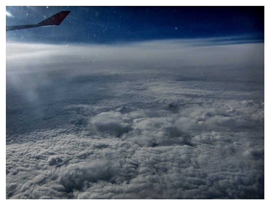 Volando entre Nubes
