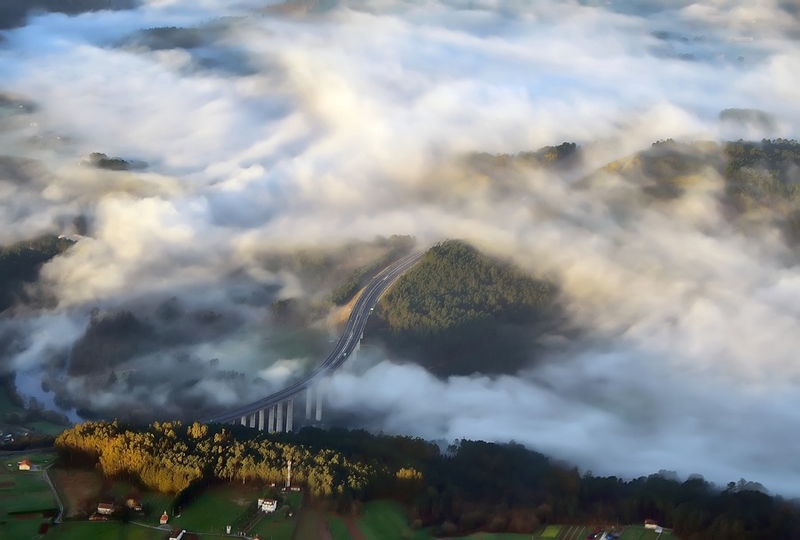 Circulando entre la niebla
Álbumes del atlas: nubes_desde_aviones