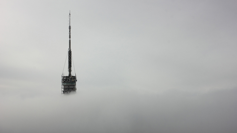 Soledad
Extremo superior de la Torre de Collserola asomando sobre un mar de nubes. Visto desde la cima del Tibidabo.
Álbumes del atlas: ZCDIC12 aaa_no_album