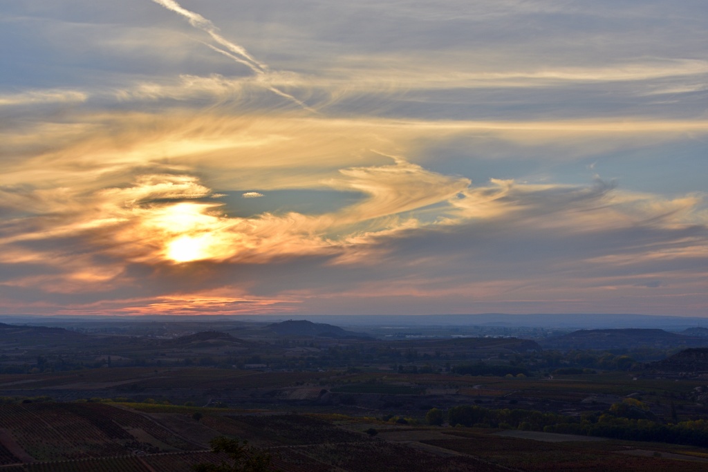 Puesta de sol en La Rioja
Magnifica puesta de sol desde el Castillo
Álbumes del atlas: zfo21