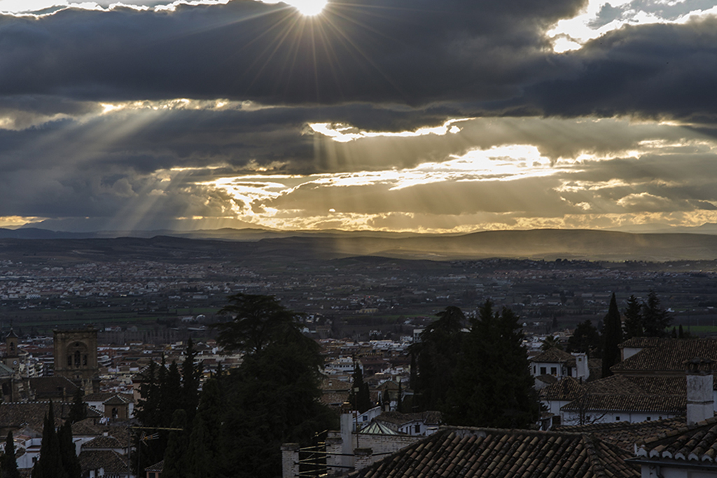 Granada
Atardecer desde el Mirador de San Nicolás, en Granada.
Álbumes del atlas: ZFI16 r_crepusculares