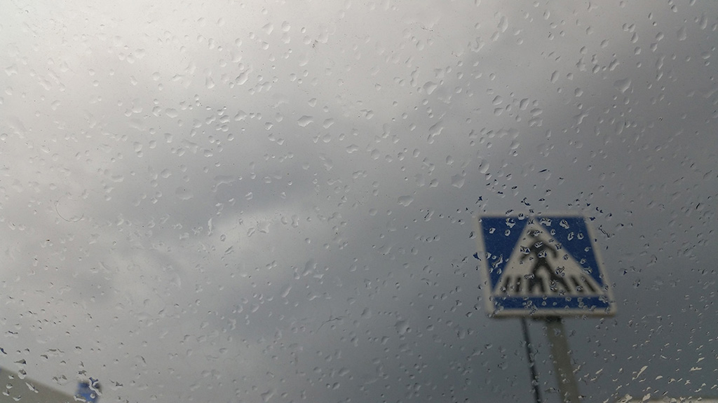 rain in the car
