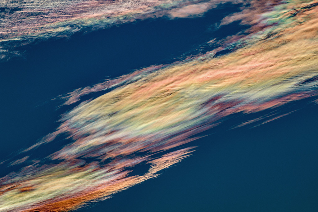 Nubes iridiscentes II
Nubes en el campo de Montiel
