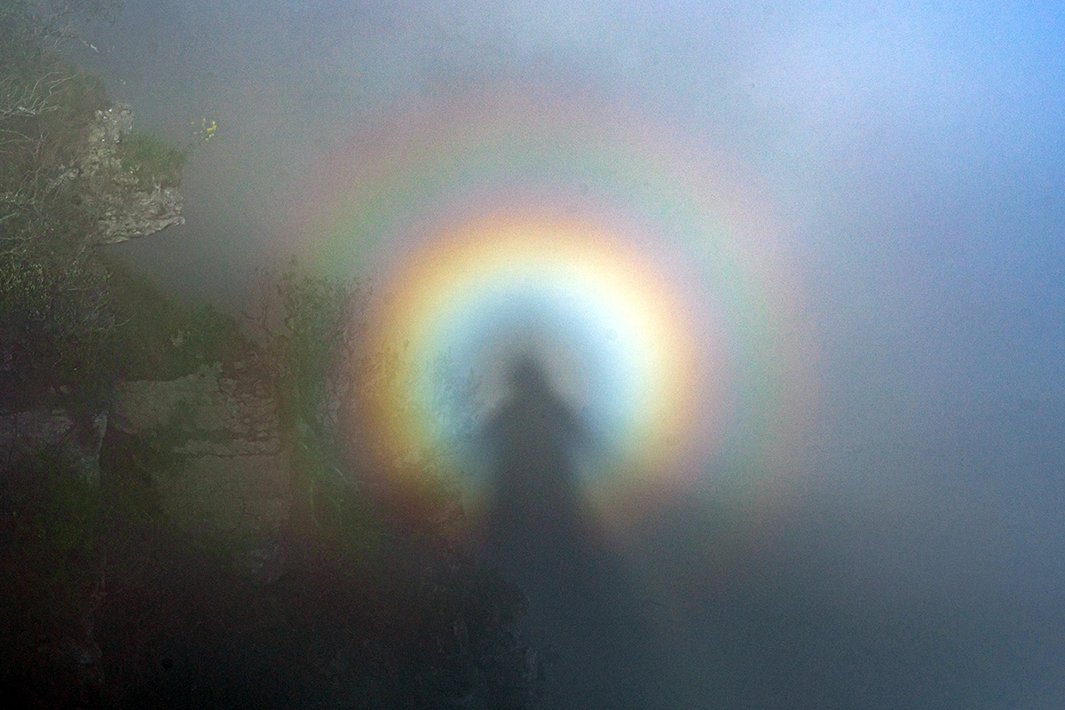 El Espectro de Brocken, también conocido como 'espectro de montaña'.
