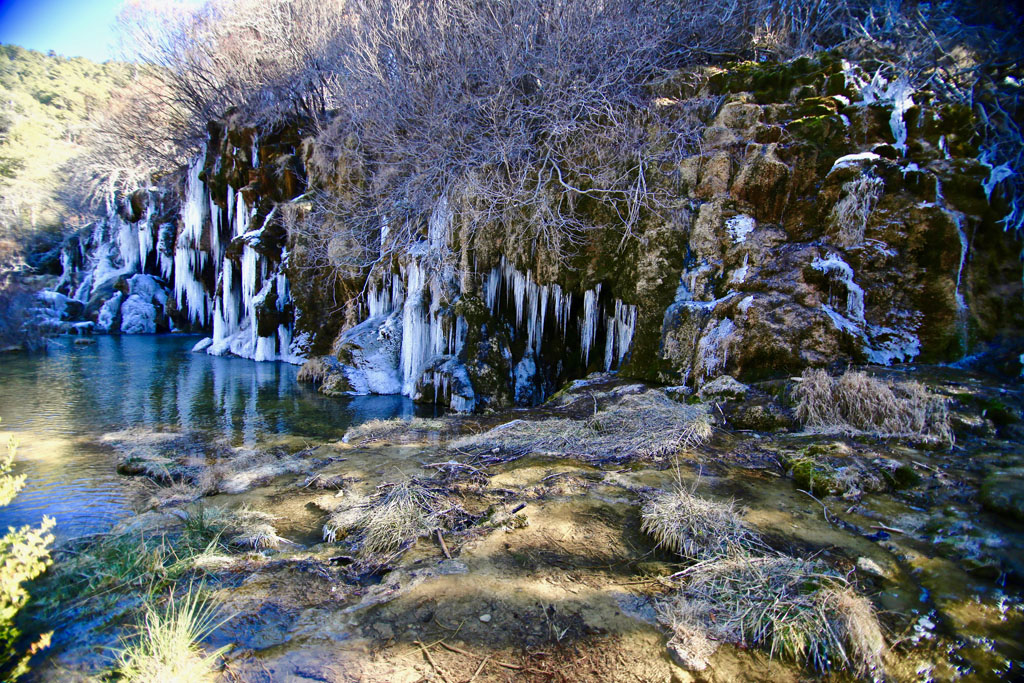 El río Cuervo helado
Este paraje de la Serranía de Cuenca, debido a las bajas temperaturas, presentaba este aspecto hace tan solo unos días. Imponente con todo helado.

