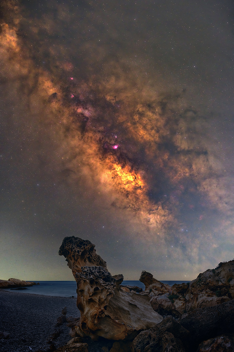 Lugar con poca contaminación con estas rocas que lo hacen especial.
