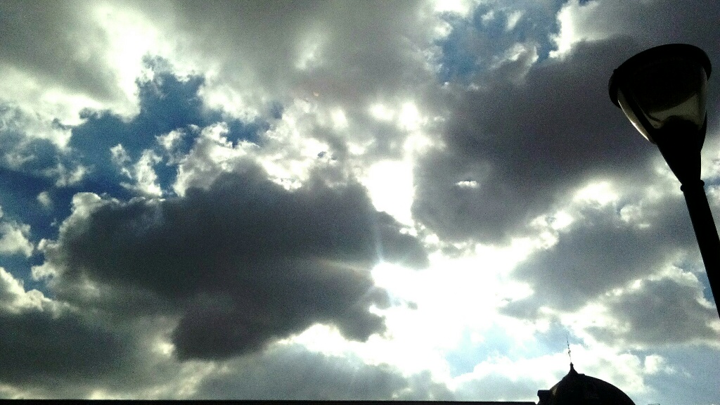 Nubes
Cielo con nubes.
Álbumes del atlas: aaa_no_album