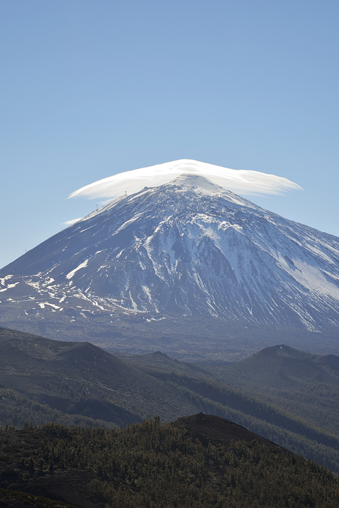 La pamela del volcan.
Gorro característico en la cima de El Teide.
