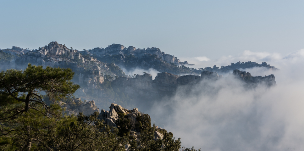 Entre nieblas
Me encanta despertar a primera hora en la montaña y poder ver como las nieblas envuelven a las montañas mas caprichosas
Álbumes del atlas: aaa_no_album