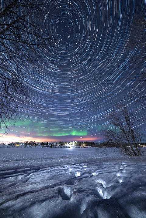 Startrails & Northern Lights
Circumpolar sobre las auroras boreales en la Laponia Finlandesa.
Álbumes del atlas: astronomia