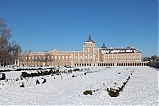 Palacio2C_nieve_y_cielo_azul.JPG