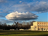 nubes_sobre_palacio.jpg