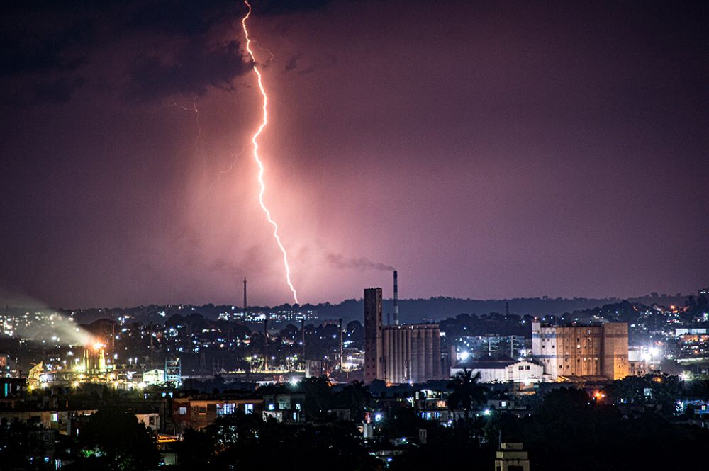 Foto hecha desde la azotea de la casa del autor. 
