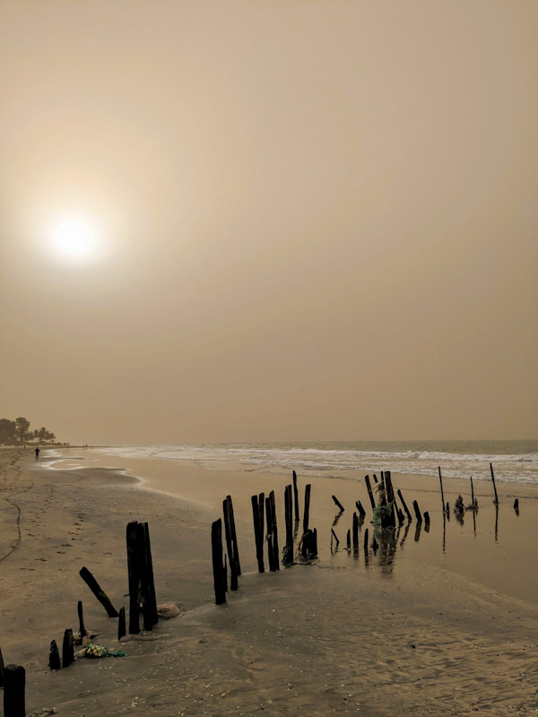 Calima en la playa
Calima en la playa de Bakau, en Gambia
