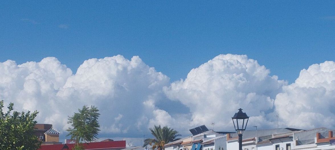 Nubes que se parecen a objetos
