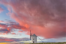 Bello_atardecer_tormentoso.jpg