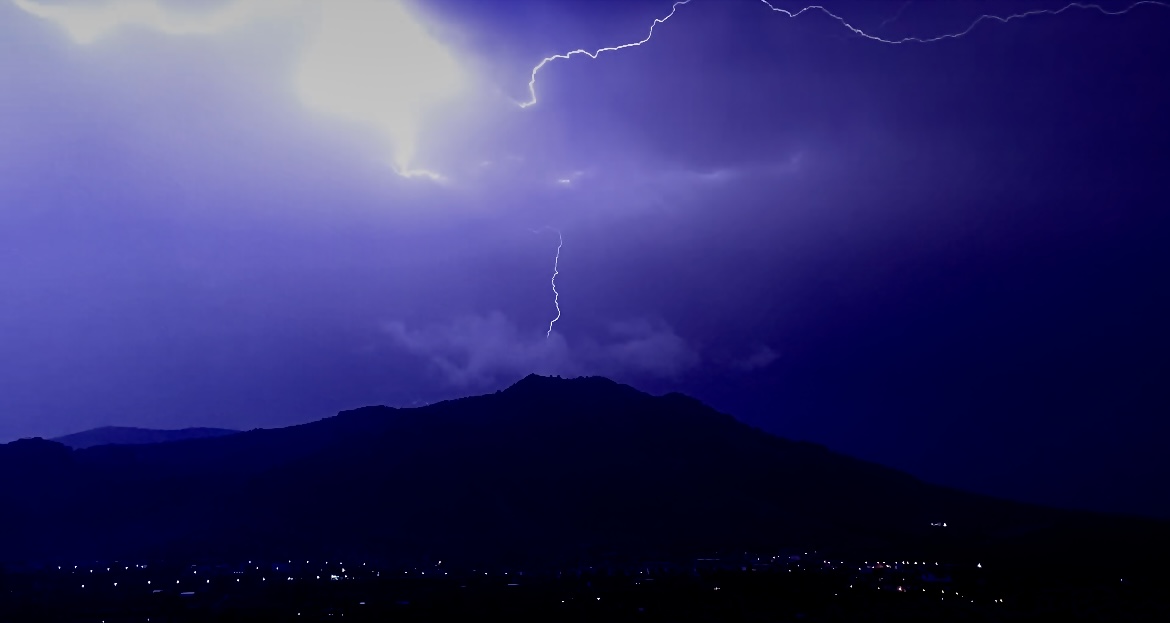 Rayo captado durante una tormenta 
